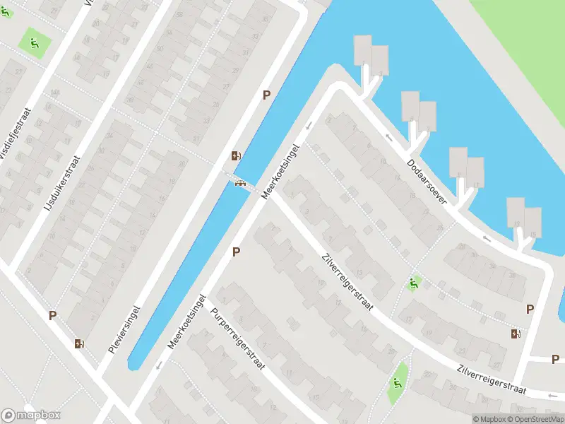 Ambulance met grote spoed naar de Zilverreigerstraat in 's-Gravenhage