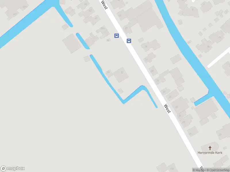 Ambulance met grote spoed naar de Vijverhof in Avenhorn