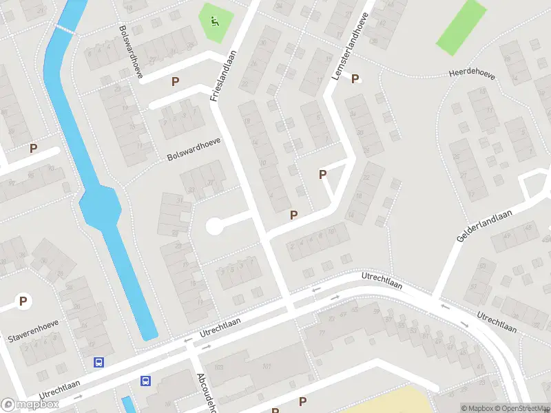 Ambulance met gepaste spoed naar de Frieslandlaan in Vlaardingen