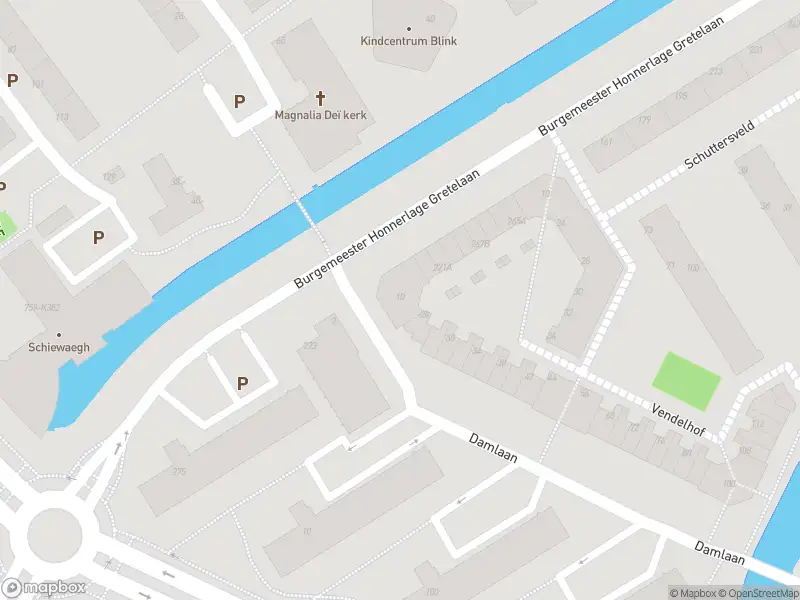 Ambulance met grote spoed naar de Vendelhof in Schiedam