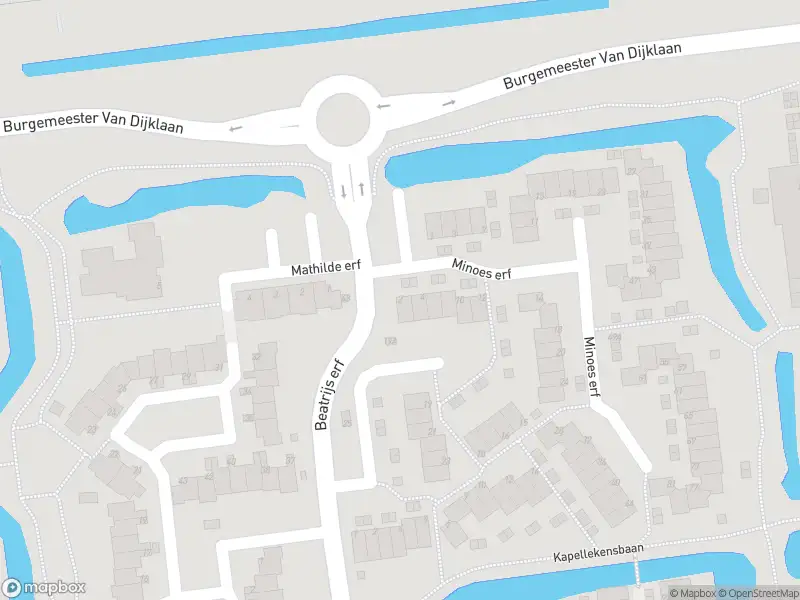 Ambulance met gepaste spoed naar de Minoes erf in Capelle aan den IJssel