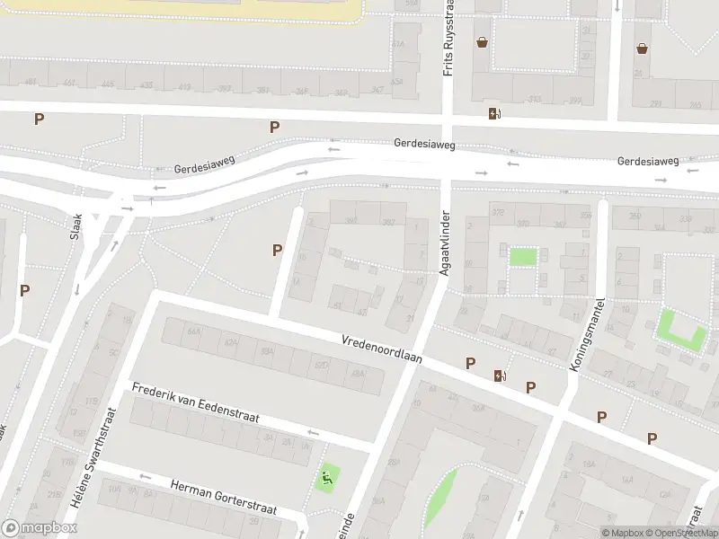Ambulance met gepaste spoed naar de Boezemsingel in Rotterdam
