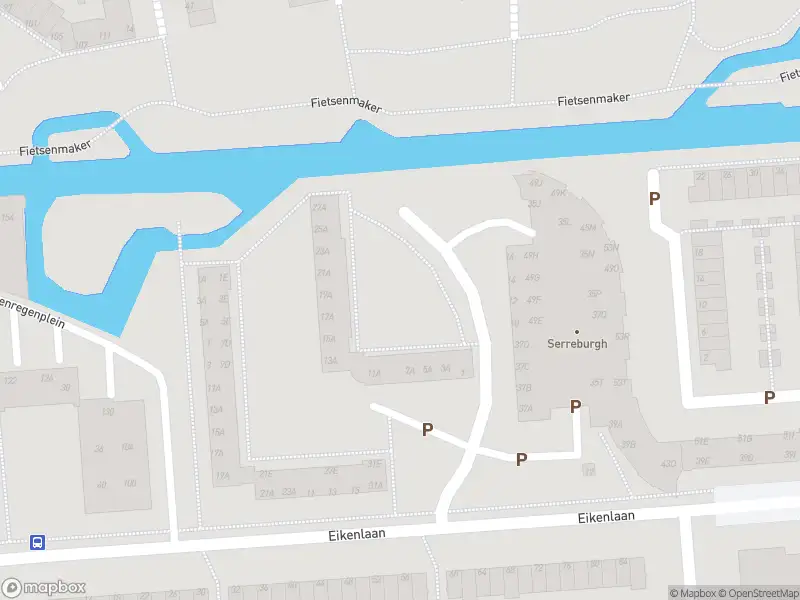 Ambulance met gepaste spoed naar de Larixstraat in Spijkenisse