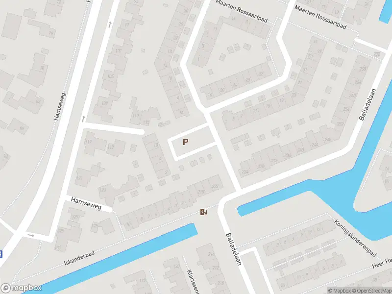 Brandweer met gepaste spoed naar de Eline Verestraat in Amersfoort vanwege waarnemen gaslucht