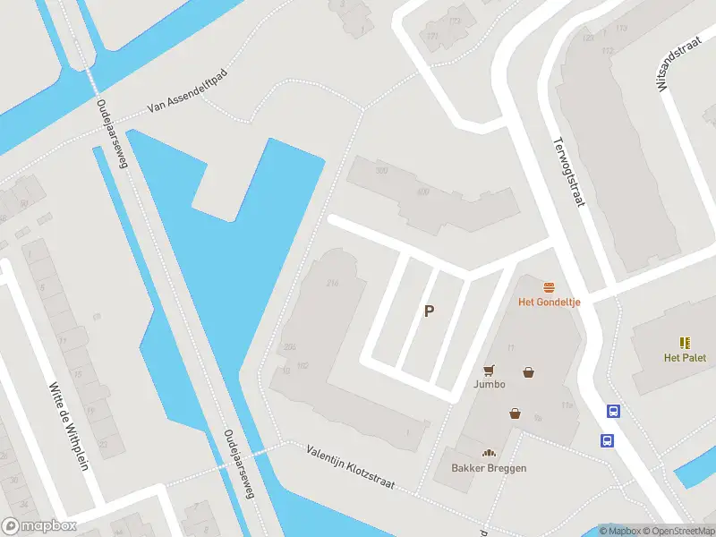 Brandweer met gepaste spoed naar de Valentijn Klotzstraat in Hellevoetsluis vanwege een liftopsluiting