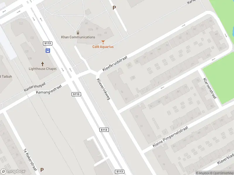 Ambulance met gepaste spoed naar de Kleefkruidstraat in Amsterdam