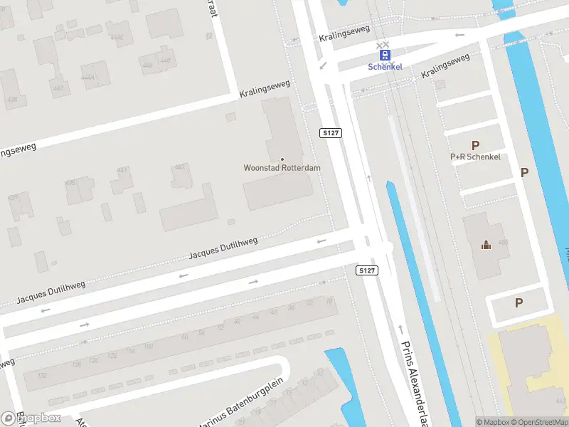 Ambulance met gepaste spoed naar de Kralingseweg in Rotterdam