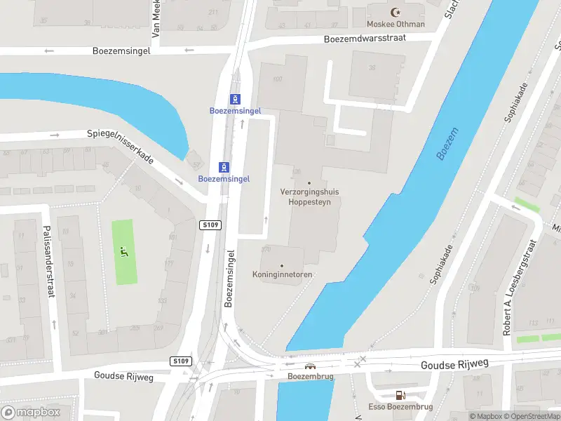 Ambulance met grote spoed naar de Boezemsingel in Rotterdam