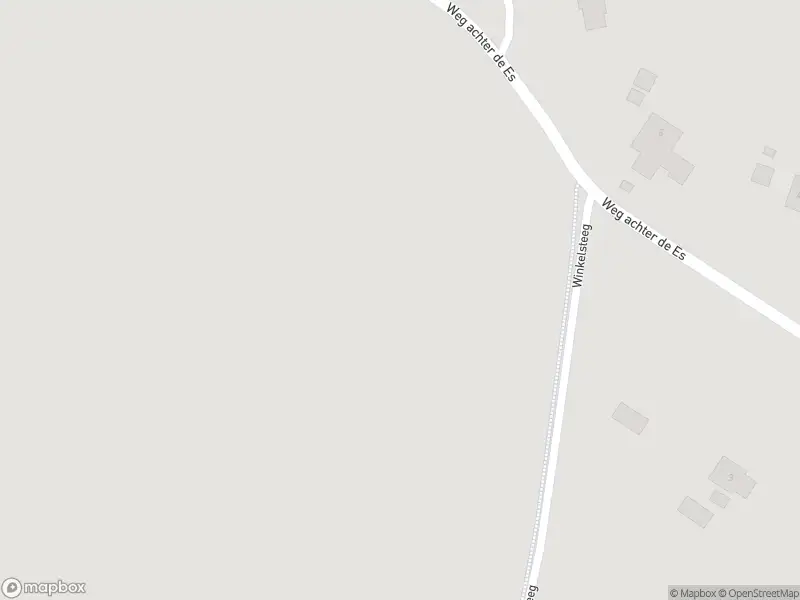 Brandweer met gepaste spoed naar de Weg achter de Es in Uffelte