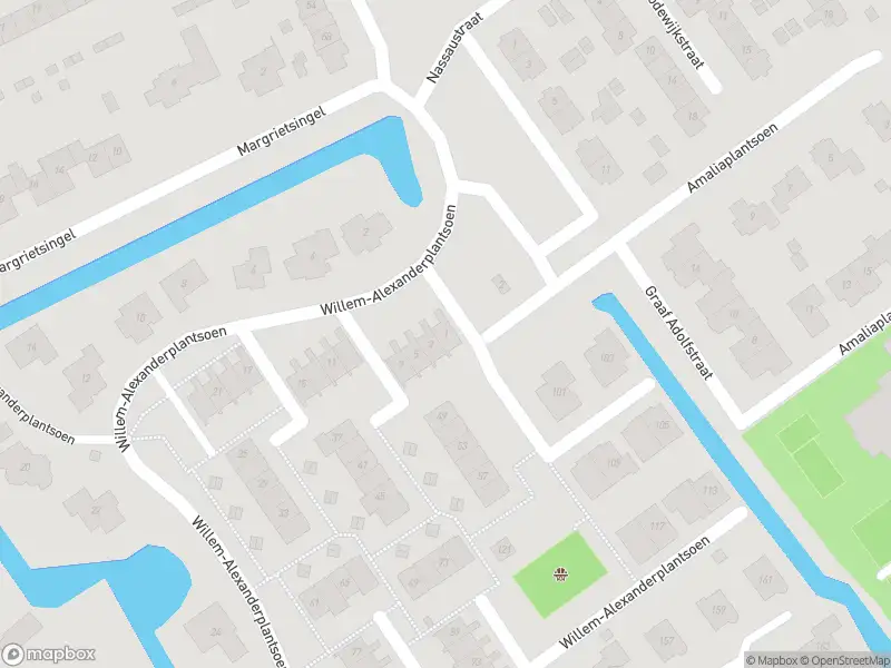 Ambulance met gepaste spoed naar de Willem-Alexanderplantsoen in Barendrecht