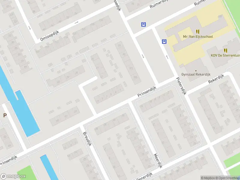 Ambulance met grote spoed naar de Prinsendijk in Rotterdam
