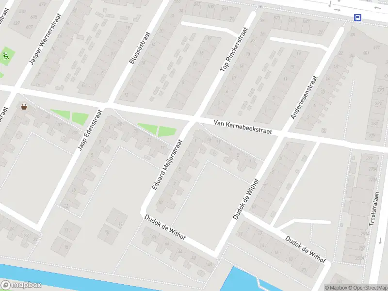 Ambulance met grote spoed naar de Eduard Meijerstraat in Amsterdam