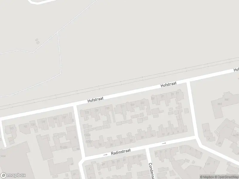 Brandweer met gepaste spoed naar de Kanaaldijk-Noord in Eindhoven vanwege een buitenbrand