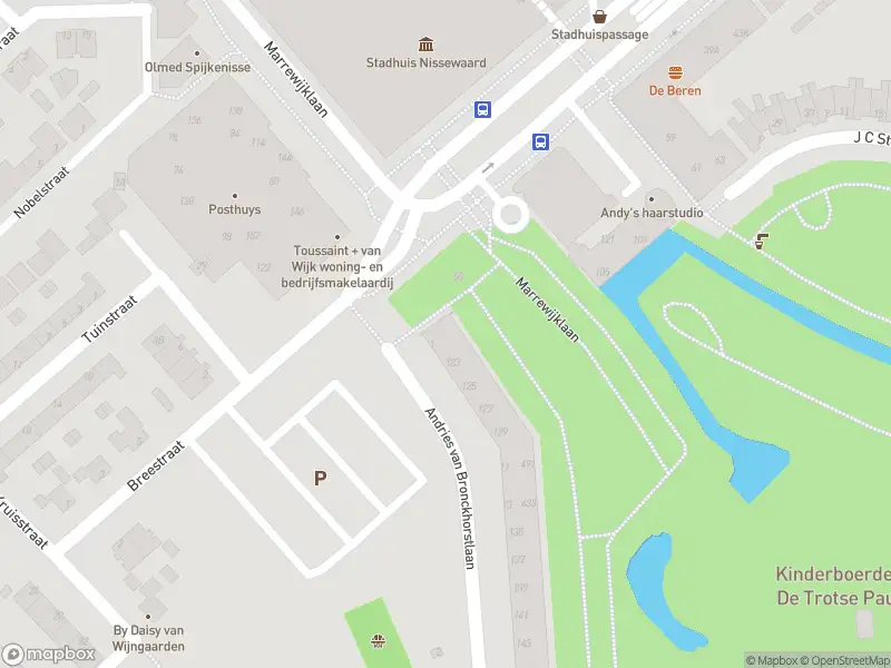 Ambulance met grote spoed naar de Andries van Bronckhorstlaan in Spijkenisse