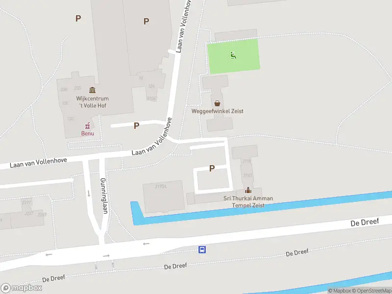 Brandweer met grote spoed naar de Laan van Vollenhove in Zeist vanwege gebouwbrand