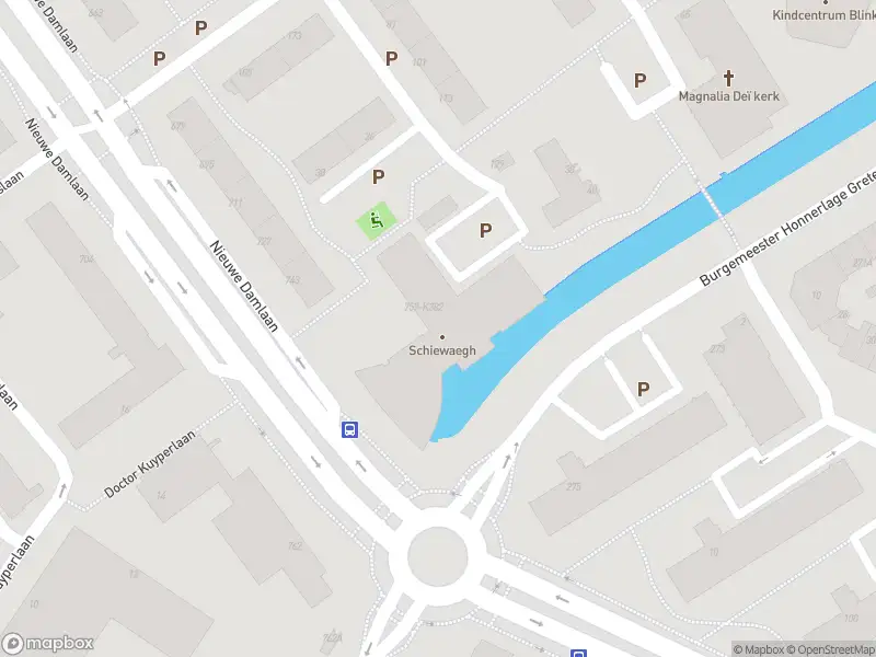 Ambulance met grote spoed naar de Nieuwe Damlaan in Schiedam