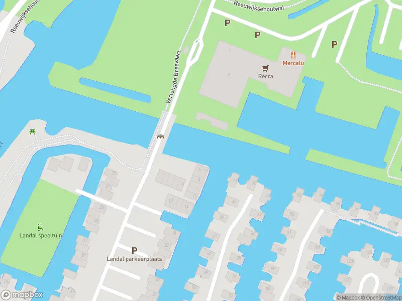 Ambulance met gepaste spoed naar de Verlengde Breevaart in Reeuwijk