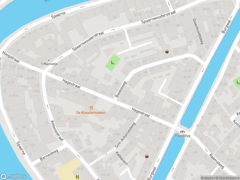 Ambulance met gepaste spoed naar de Beeksteeg in Haarlem