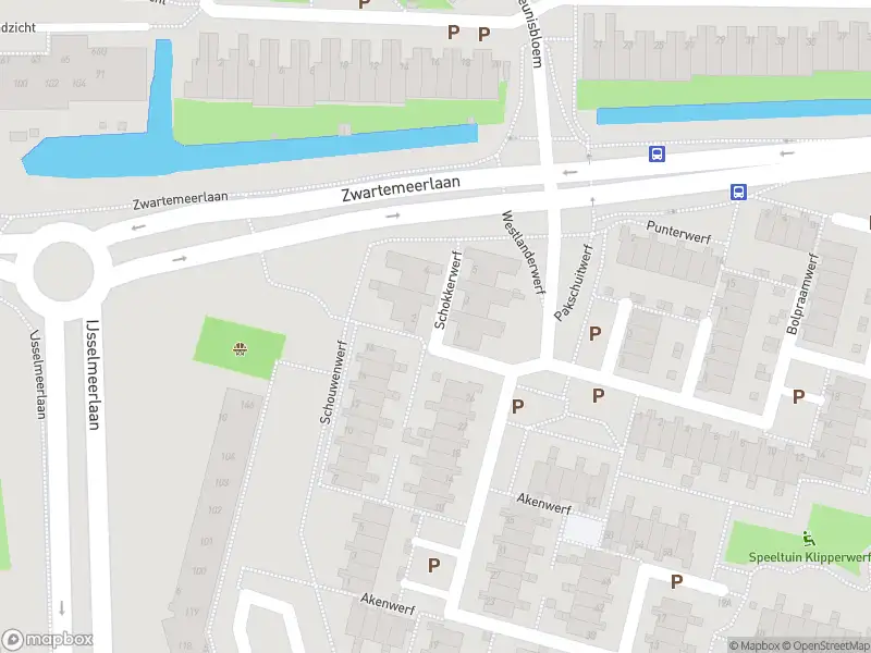 Brandweer met gepaste spoed naar de Schokkerwerf in Leiden