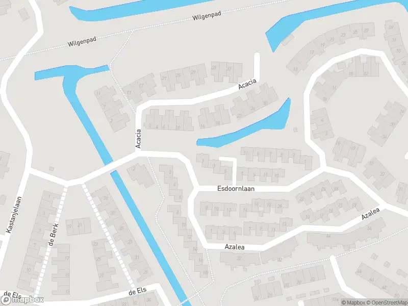 Brandweer met gepaste spoed naar de De Eik in Hellevoetsluis