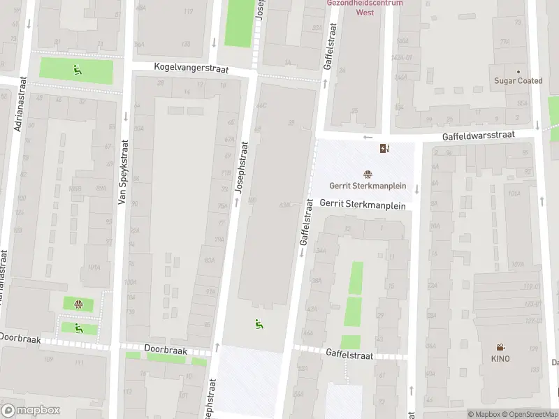 Ambulance met gepaste spoed naar de Gaffelstraat in Rotterdam
