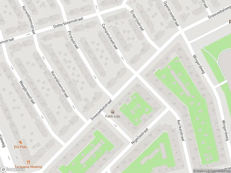 Ambulance met grote spoed naar de Nigellestraat in Amsterdam