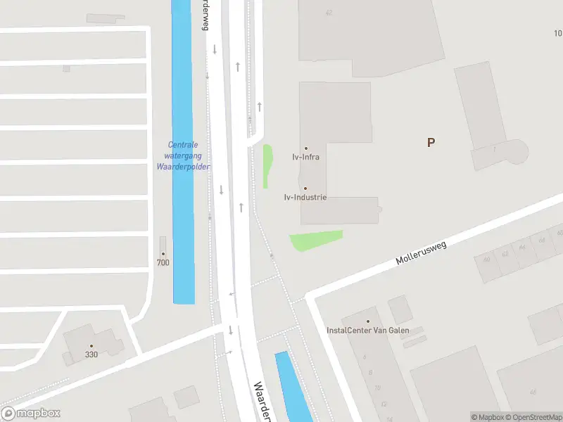 Ambulance met gepaste spoed naar de A. Hofmanweg in Haarlem