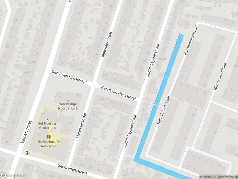 Ambulance met gepaste spoed naar de Gerrit van Heesstraat in Haarlem