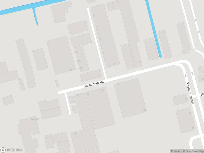 Ambulance met gepaste spoed naar de Chroomstraat in Rotterdam