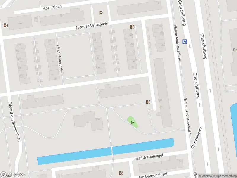 Ambulance met grote spoed naar de Jacques Urlusplein in Schiedam