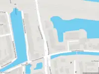 Ambulance met grote spoed naar de Zuidelijke Zwarteweg in Gouda