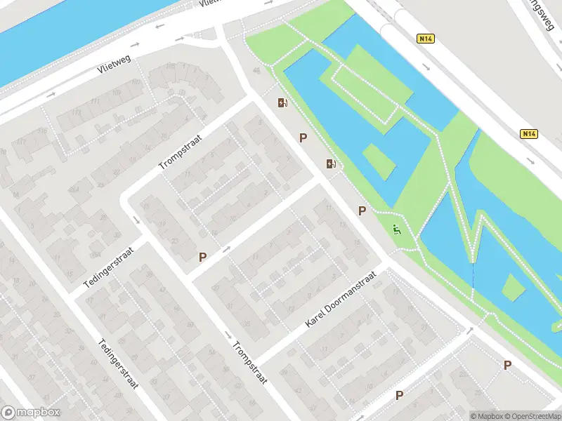 Ambulance met grote spoed naar de Witte de Withstraat in Leidschendam