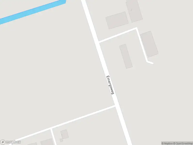 Politie met grote spoed naar de Emergoweg in Westerlee vanwege voertuigen te water