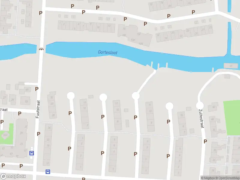 Brandweer met grote spoed naar de Klaverstraat in Landsmeer vanwege afhijsen patient