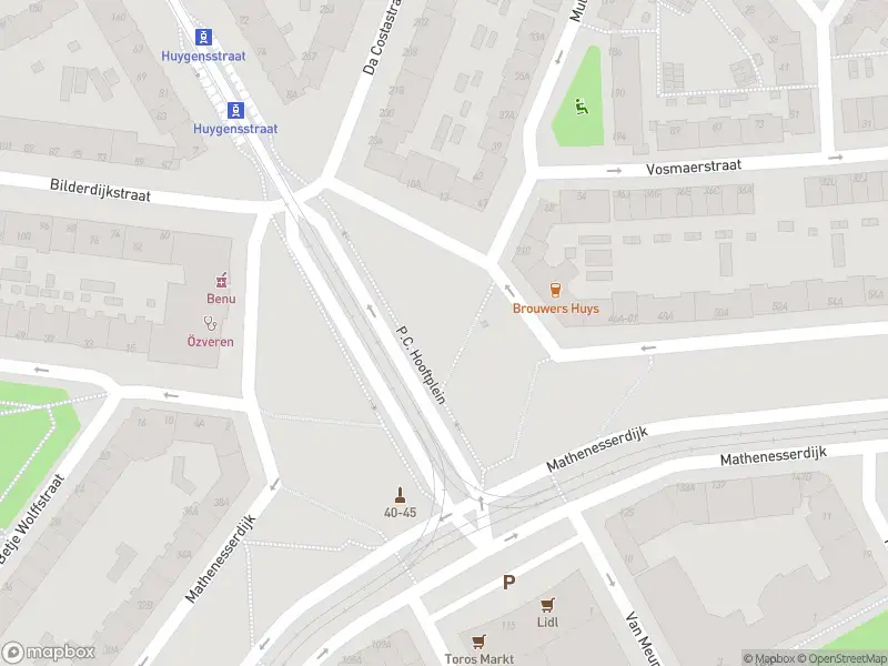 Politie naar de Huygensstraat in Rotterdam