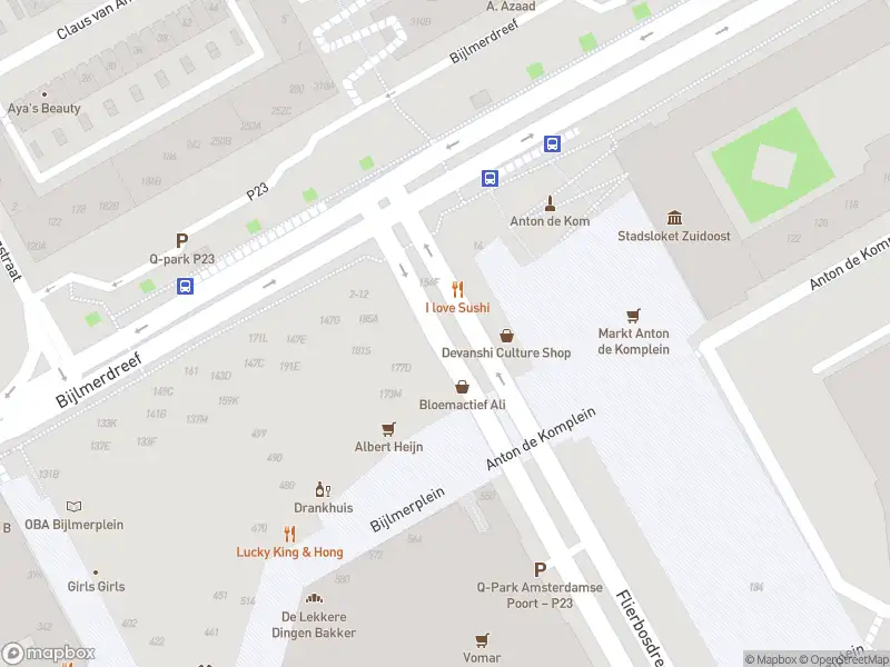 Ambulance met grote spoed naar de Foppingadreef in Amsterdam