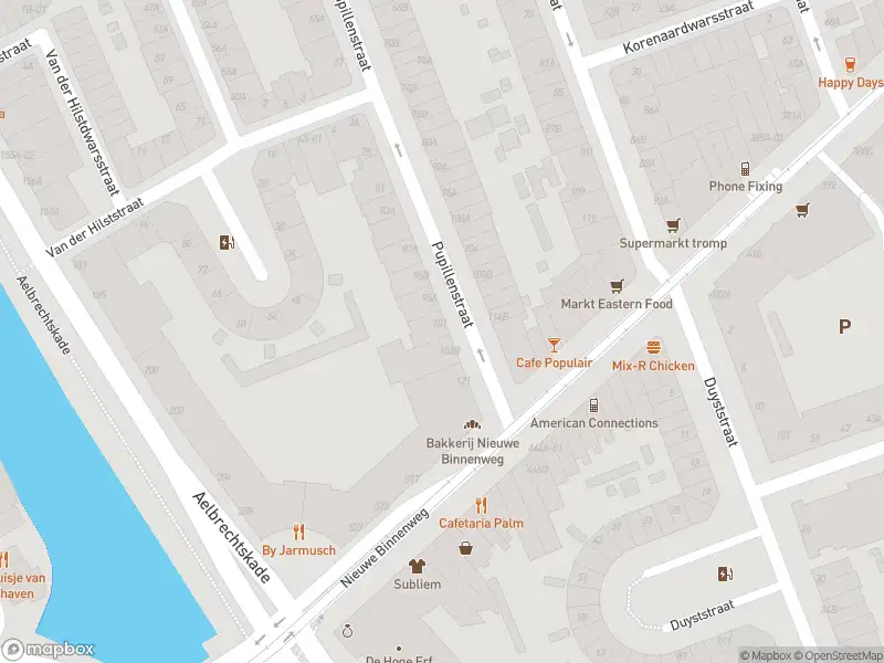 Ambulance met gepaste spoed naar de Pupillenstraat in Rotterdam