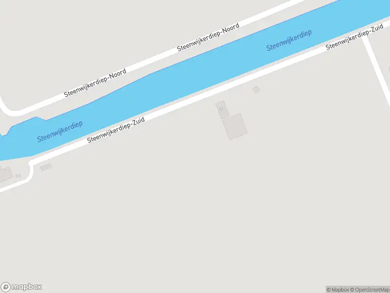 Brandweer met gepaste spoed naar de Kerkweg in Giethoorn
