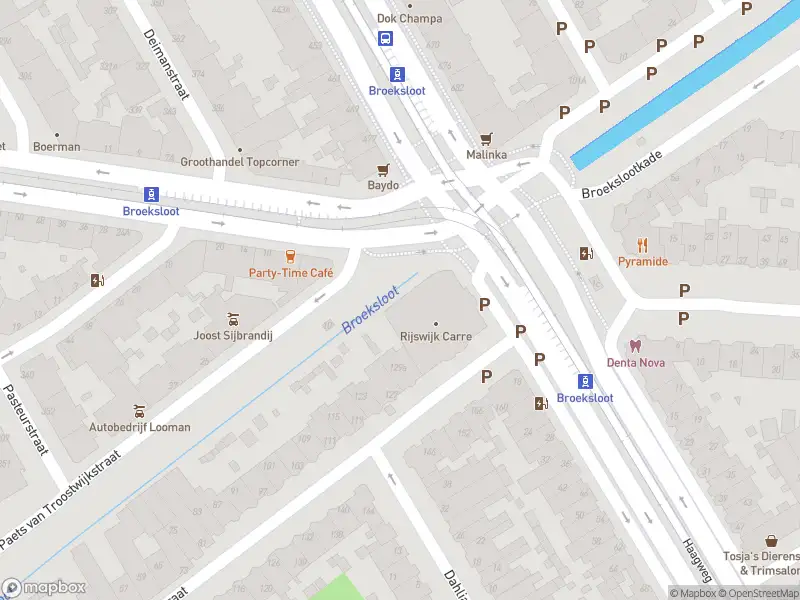 Ambulance met gepaste spoed naar de Van Brakelstraat in 's-Gravenhage