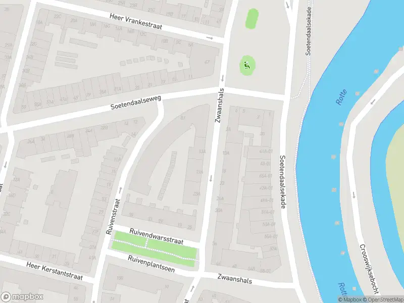 Ambulance met grote spoed naar de Zwaanshals in Rotterdam
