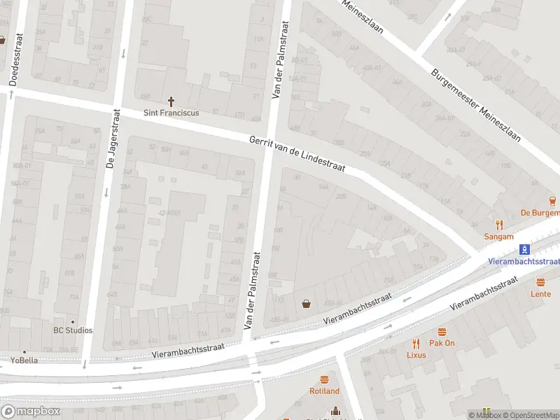 Ambulance met grote spoed naar de Van der Palmstraat in Rotterdam