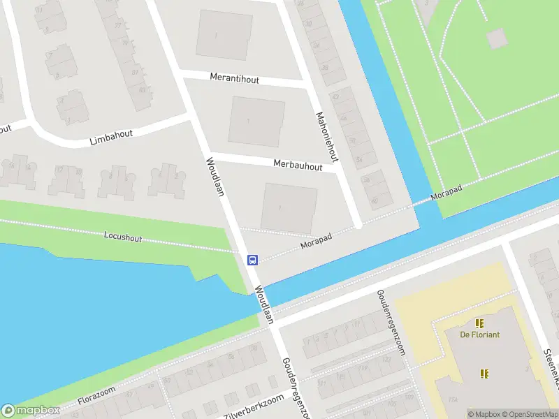 Ambulance met grote spoed naar de Merbauhout in Zoetermeer