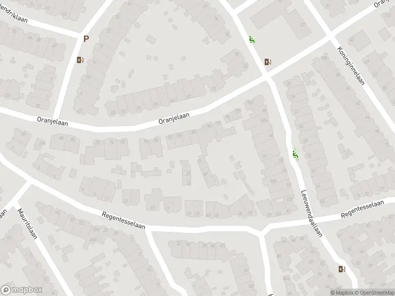 Ambulance met grote spoed naar de Oranjelaan in Rijswijk