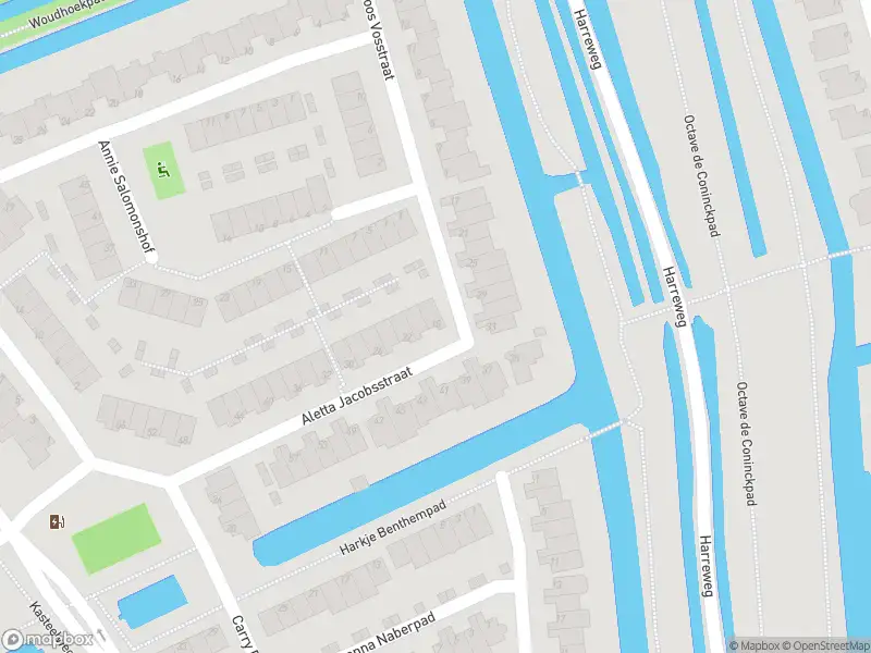 Ambulance met grote spoed naar de Aletta Jacobsstraat in Schiedam