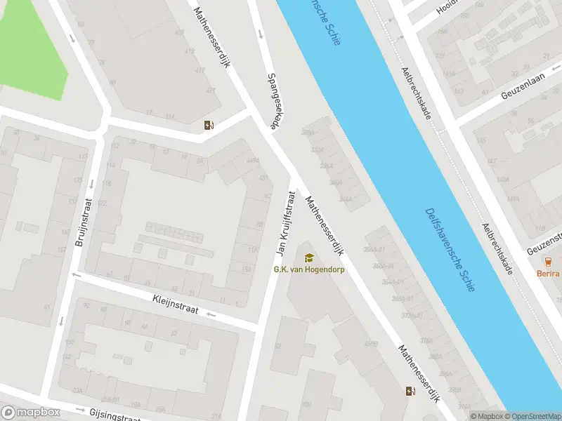 Ambulance met gepaste spoed naar de Mathenesserdijk in Rotterdam