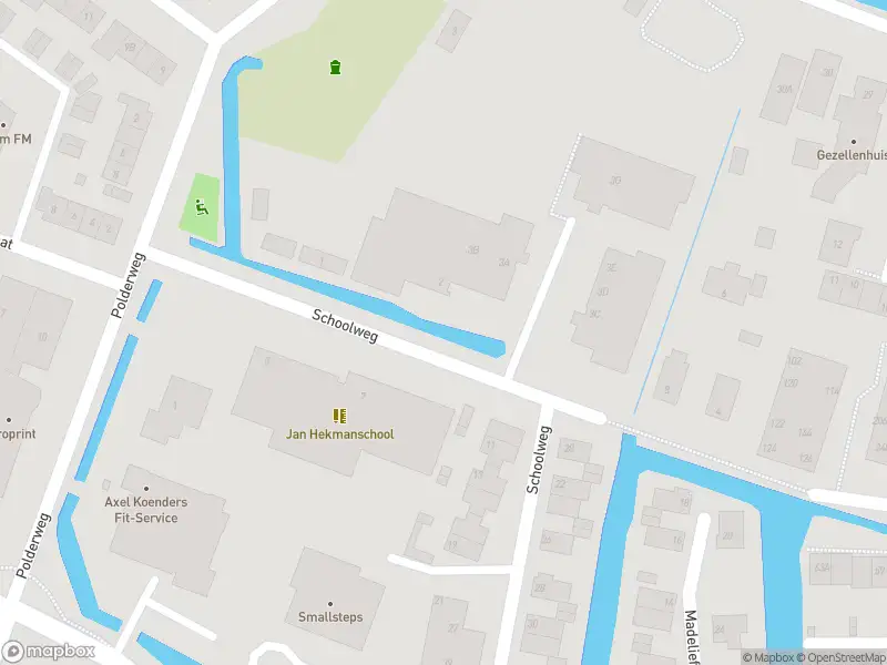 Brandweer met gepaste spoed naar de Schoolweg in Ouderkerk aan de Amstel vanwege een buitenbrand
