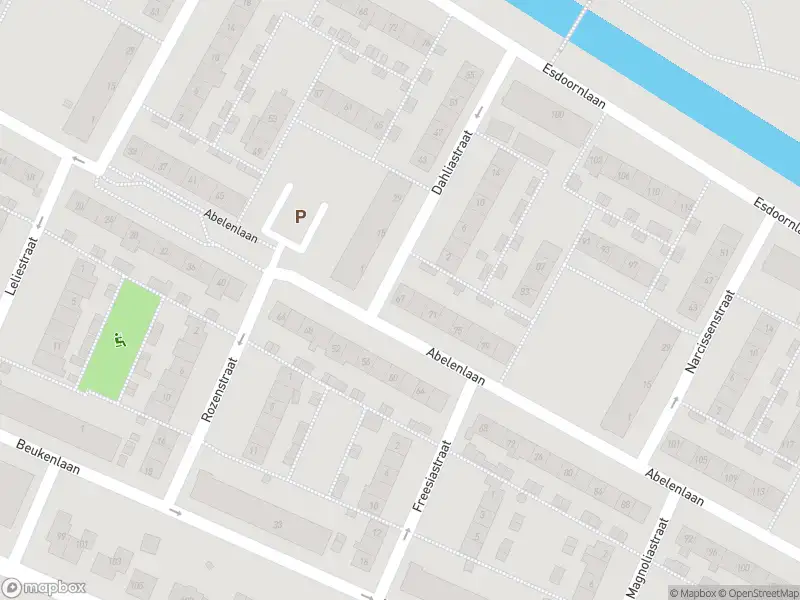 Ambulance met grote spoed naar de Abelenlaan in Rozenburg