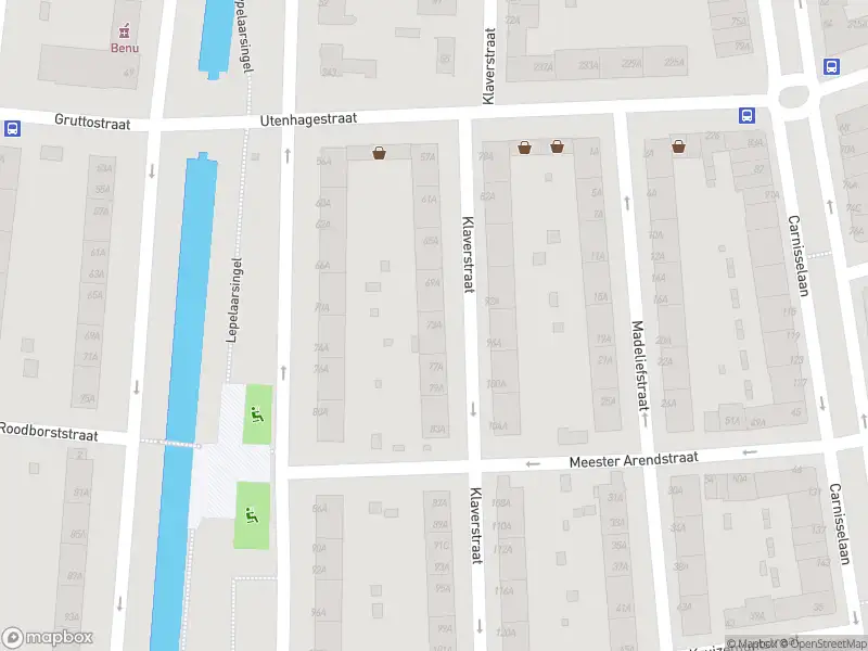 Ambulance met gepaste spoed naar de Klaverstraat in Rotterdam
