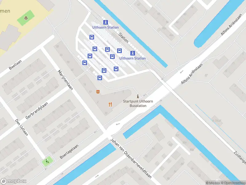 Ambulance met gepaste spoed naar de Cort van der Lindenplein in Uithoorn