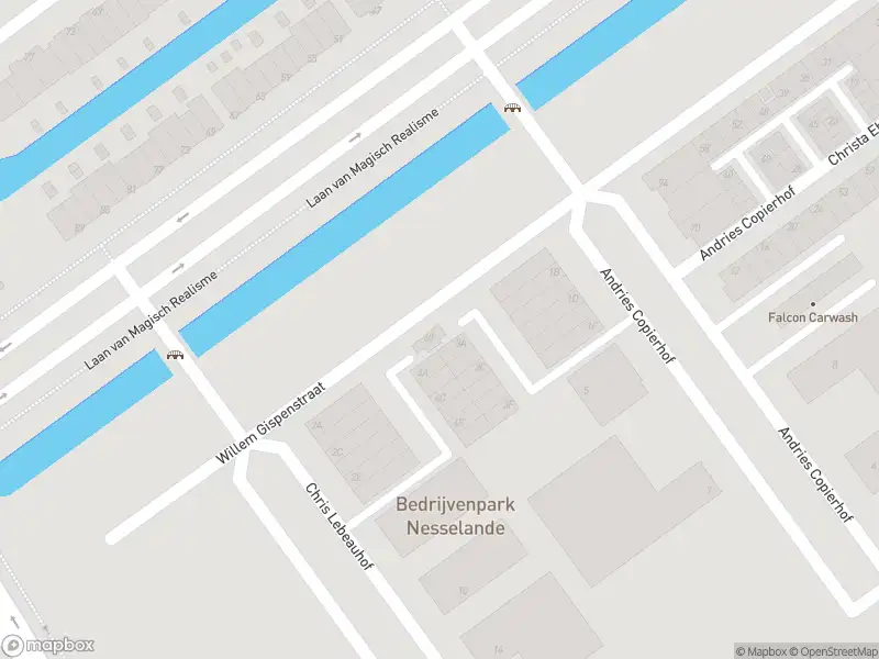 Ambulance met grote spoed naar de Andries Copierhof in Rotterdam